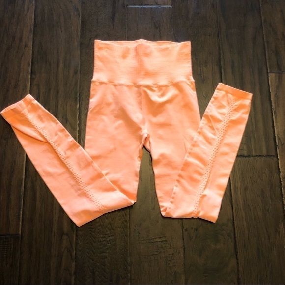 FP Movement Activewear High Rise Leggings Color: Orange Size: XS/S - Picture 6 of 7